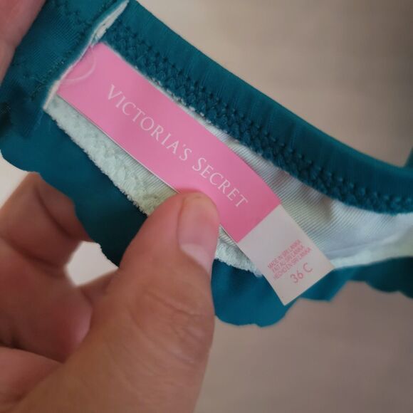 Victoria Secret Swimming Top 36C Aqua Seafoam Glow Scallop Trim Lined Wired Cups - Picture 9 of 10